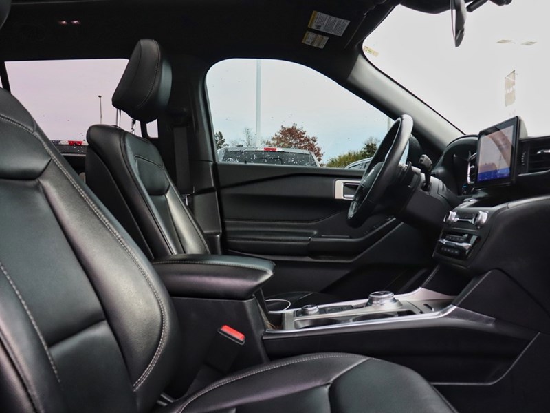 2020 FORD EXPLORER XLT | 4WD | ROOF | NAV | TOW | HTD STR WHL | 20S