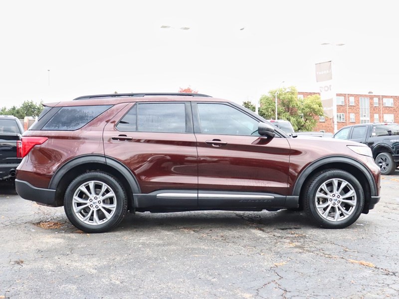 2020 FORD EXPLORER XLT | 4WD | ROOF | NAV | TOW | HTD STR WHL | 20S