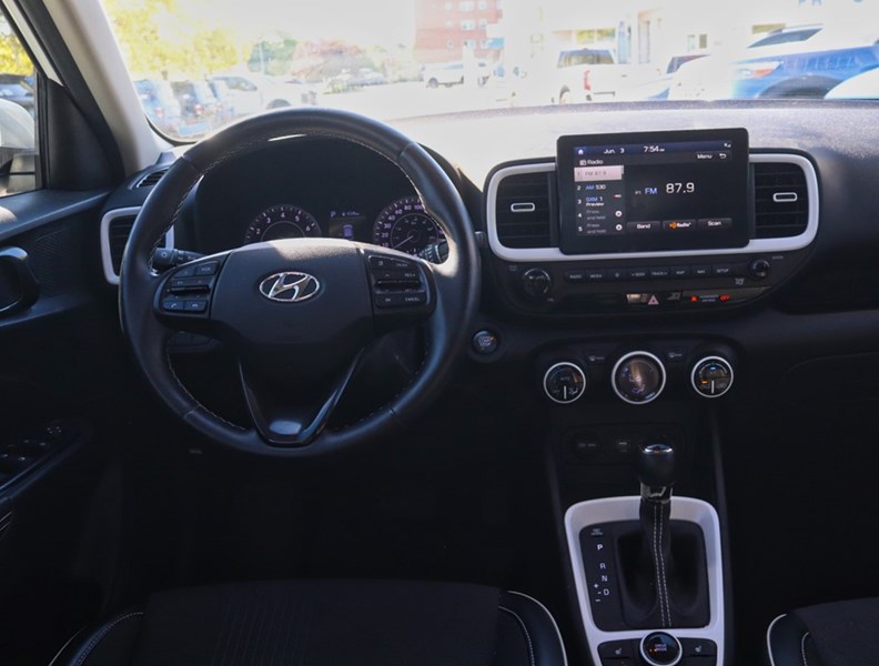 2020 Hyundai Venue Ultimate | 1.6L | Nav | Roof | Blis | Remote Start
