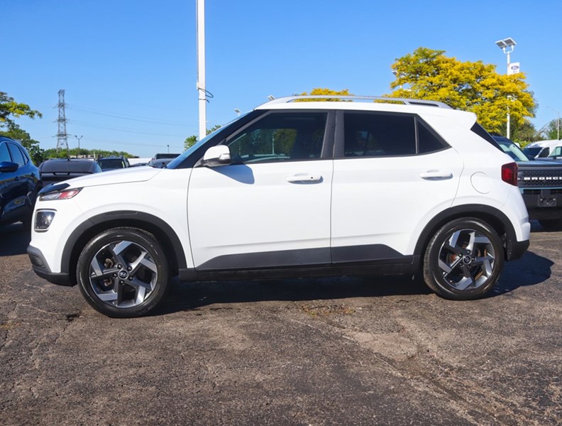 2020 Hyundai Venue Ultimate | 1.6L | Nav | Roof | Blis | Remote Start