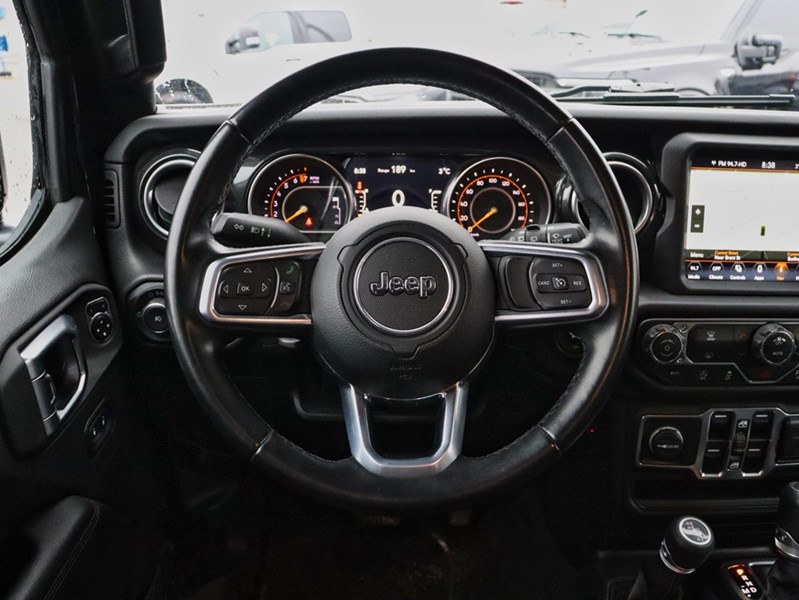 2020 Jeep Wrangler Unlimited Sahara Altitude | 4X4 | 3.6L | Auto | Nav | Led