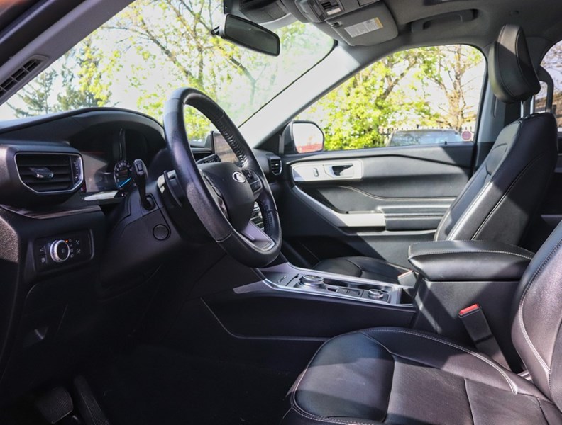 2021 Ford Explorer Limited | 4WD | Hybrid | Nav | Roof | Tow | 360