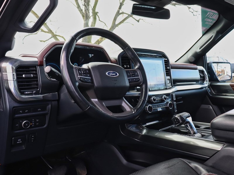 2021 FORD F-150 LARIAT | 4X4 | 2.7L | 502A | ROOF | 360 | PWR TLGT