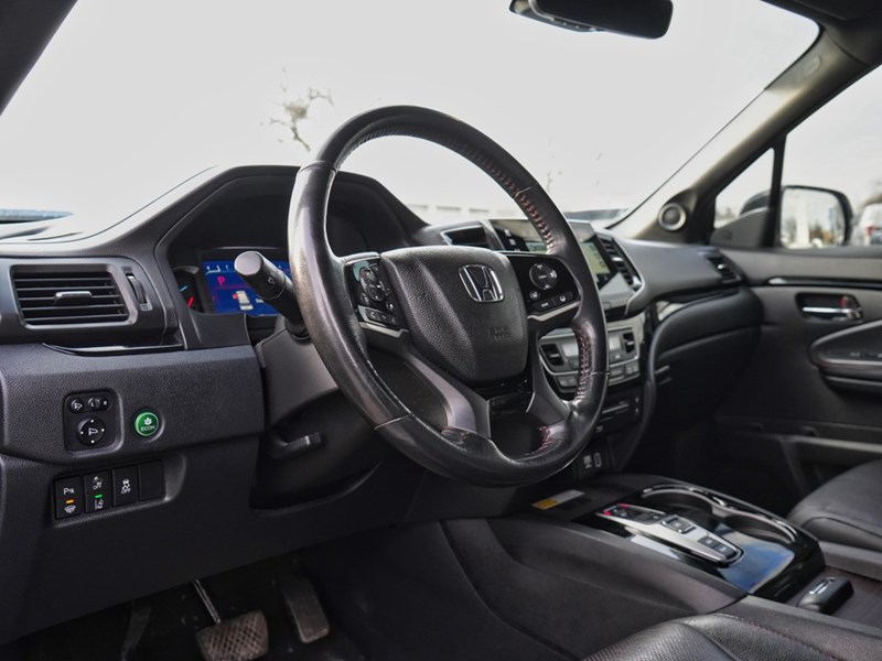 2021 Honda Pilot Black Edition | AWD | One Owner | Accident Free