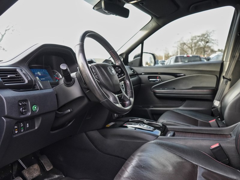 2021 Honda Pilot Black Edition | AWD | One Owner | Accident Free