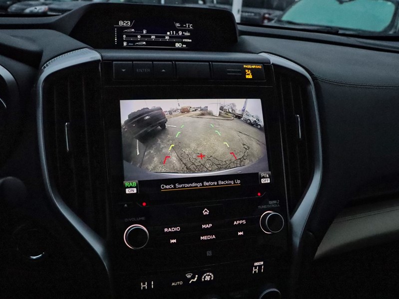 2021 Subaru Ascent Limited 8-Passenger | AWD | Roof | Nav | Leather