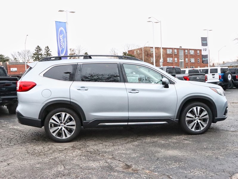 2021 Subaru Ascent Limited 8-Passenger | AWD | Roof | Nav | Leather