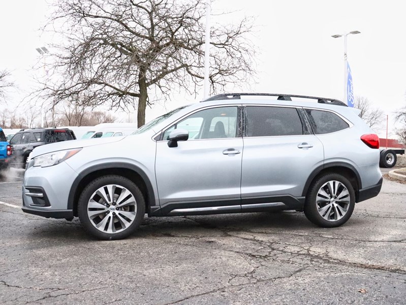2021 Subaru Ascent Limited 8-Passenger | AWD | Roof | Nav | Leather