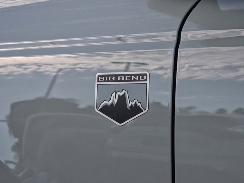 2022 Ford Bronco Big Bend| 4X4 | 2.7L | MID PKG | TOW PKG | 17s