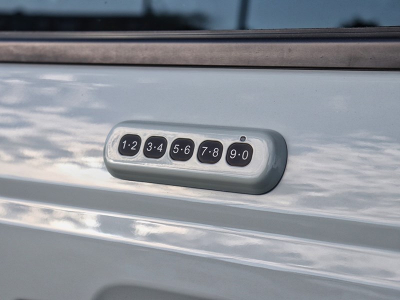 2022 Ford Bronco Big Bend| 4X4 | 2.7L | MID PKG | TOW PKG | 17s