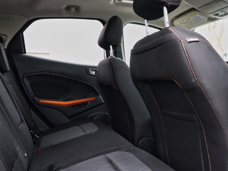 2022 Ford Ecosport SE | 4WD | 2.0L | Nav | Rear Cam | Htd Seats | 17S