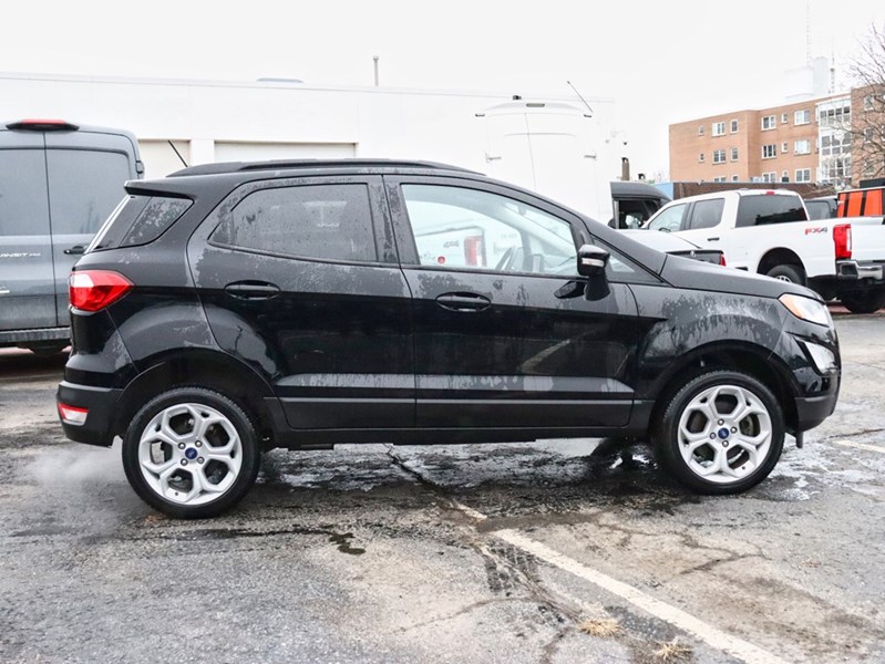 2022 Ford Ecosport SE | 4WD | 2.0L | Nav | Rear Cam | Htd Seats | 17S
