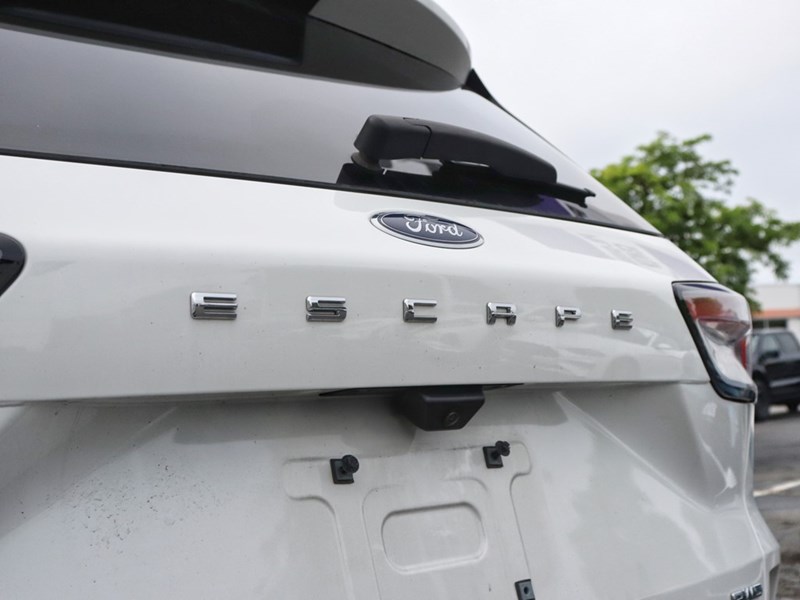 2022 Ford Escape SEL | AWD | 1.5L | NAV | ADP CRUISE | HTD STR WHL