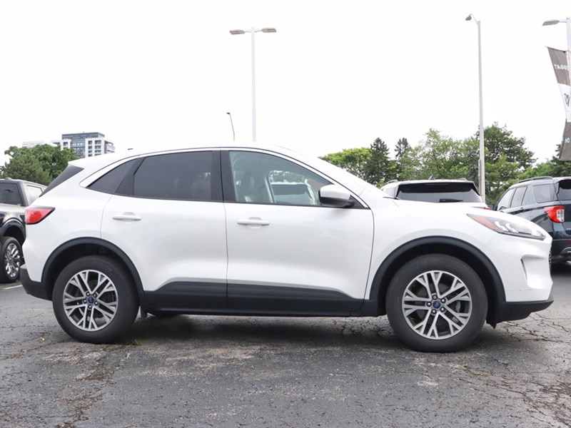 2022 Ford Escape SEL | AWD | 1.5L | NAV | ADP CRUISE | HTD STR WHL