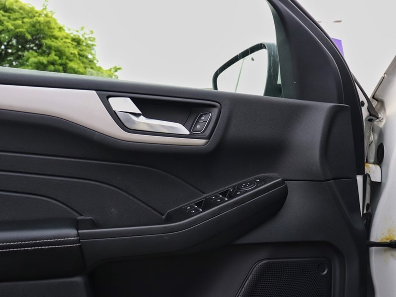 2022 Ford Escape SEL | AWD | 1.5L | NAV | ADP CRUISE | HTD STR WHL
