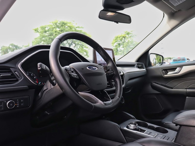 2022 Ford Escape SEL | AWD | 1.5L | NAV | ADP CRUISE | HTD STR WHL