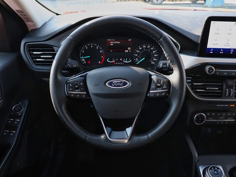 2022 Ford Escape SEL | AWD | 1.5L | NAV | ADP CRUISE | HTD STR WHL