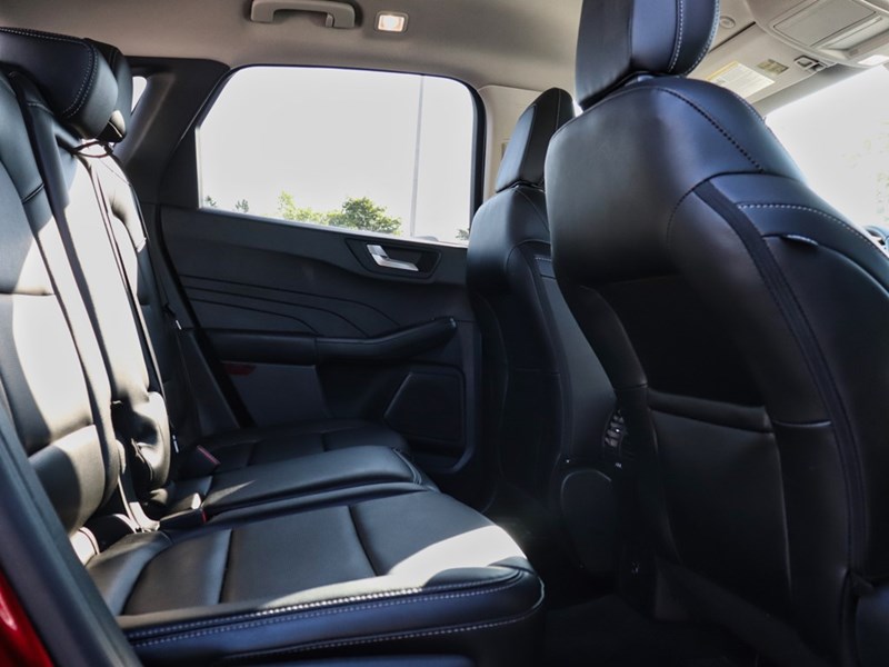 2022 Ford Escape SEL | AWD | 1.5L | NAV | ADP CRUISE | HTD STR WHL