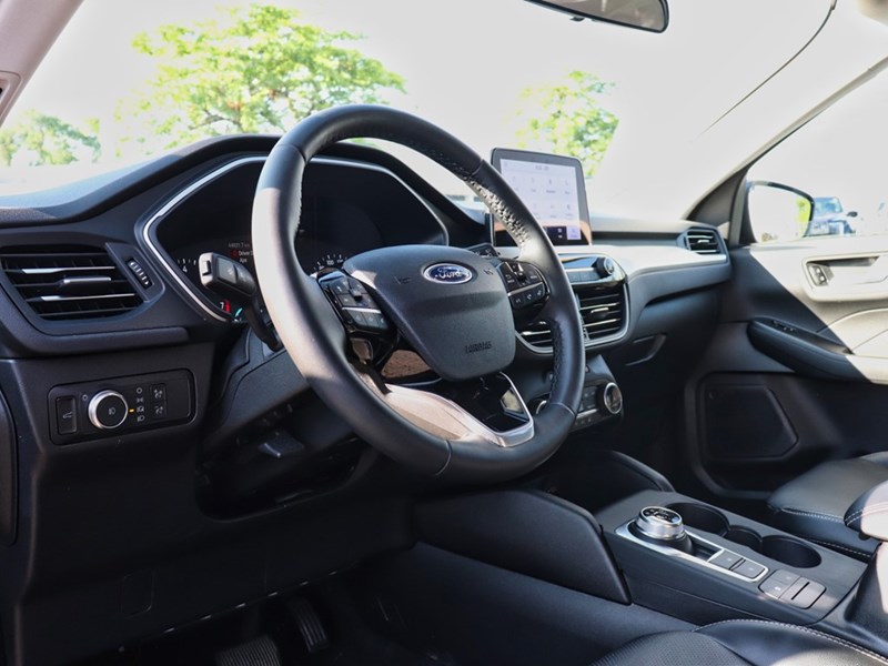 2022 Ford Escape SEL | AWD | 1.5L | NAV | ADP CRUISE | HTD STR WHL