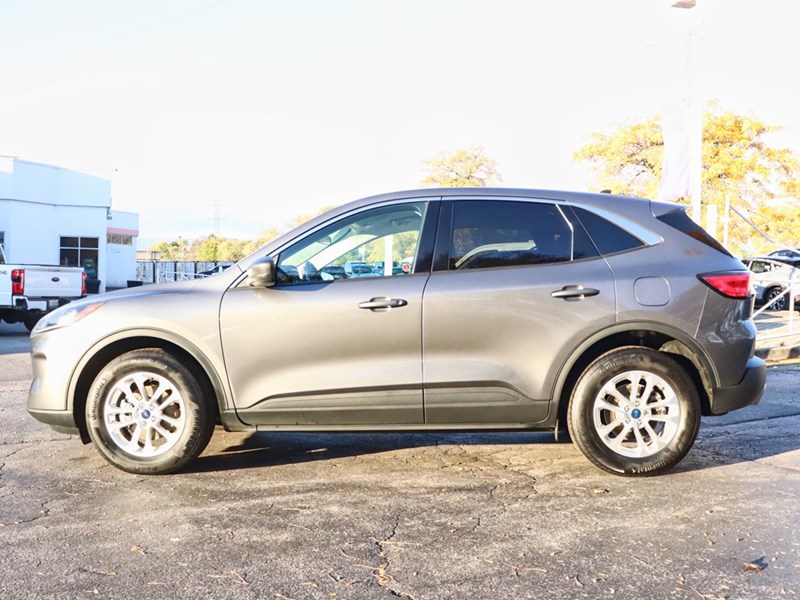 2022 FORD ESCAPE SE | AWD | NAV | HTD STR WHL | PWR LIFTGATE | BLIS