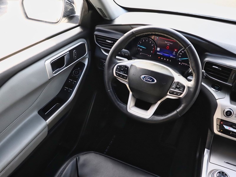 2022 Ford Explorer XLT | 4WD | 2.3L | NAV | ROOF | XLT APP PKG | 20s