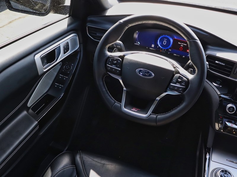 2022 Ford Explorer ST | 4WD | 3.0L| PREM TECH | ROOF | ST STREET PACK