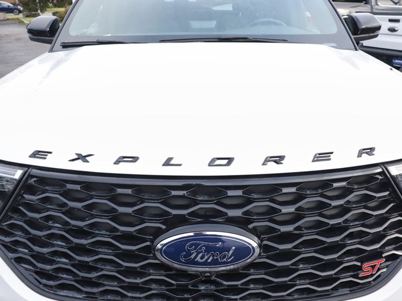 2022 Ford Explorer ST | 4WD | ROOF | TECH PKG | ST STREET PK | TOW