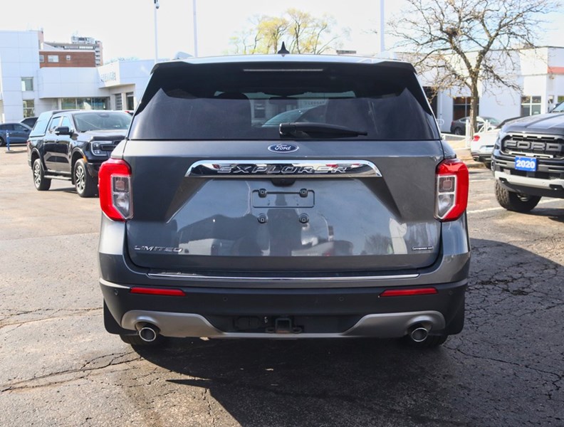 2022 Ford Explorer Limited | 4WD | Hybrid | Nav | Roof | Tow | 360