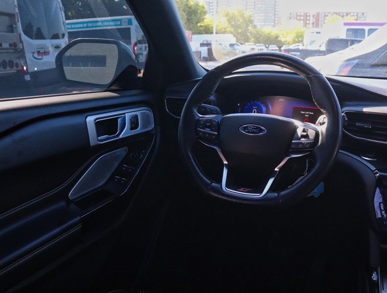 2022 Ford Explorer ST | 4WD | 3.0L | Roof | Tech Pkg | 360 | 21S