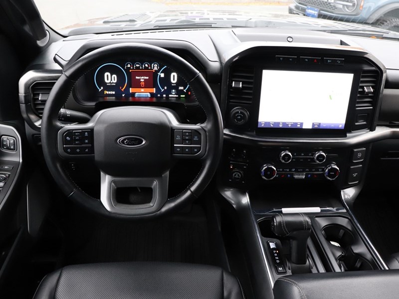 2022 FORD F-150 LARIAT | 4X4 | HYRBID | BLK PKG | ROOF | 360 | 20S