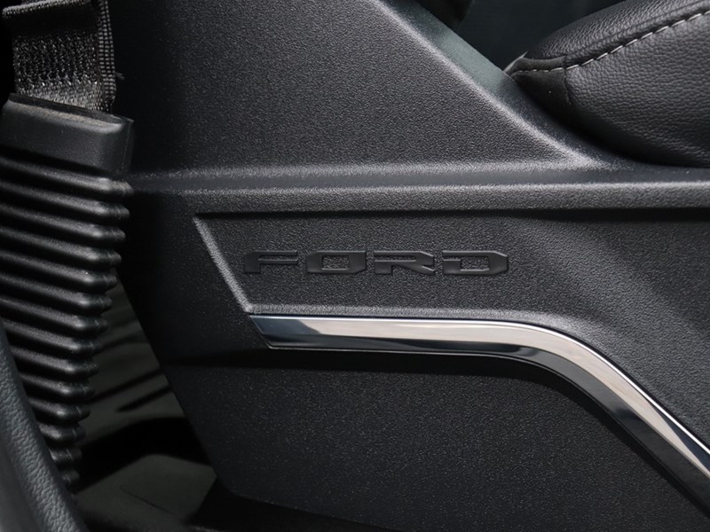 2022 FORD F-150 LARIAT | 4X4 | HYRBID | BLK PKG | ROOF | 360 | 20S