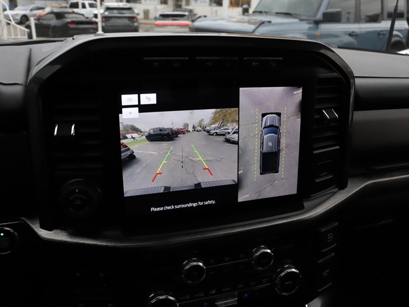 2022 FORD F-150 LARIAT | 4X4 | HYRBID | BLK PKG | ROOF | 360 | 20S