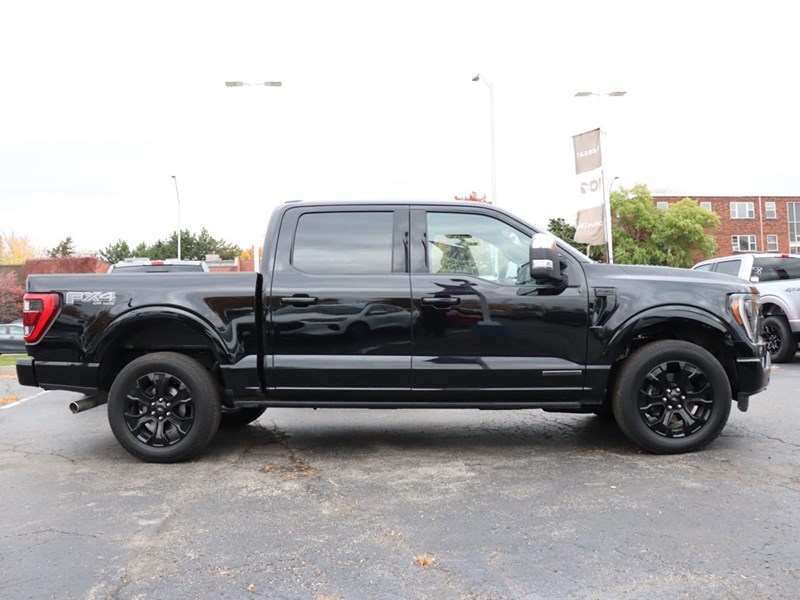 2022 FORD F-150 LARIAT | 4X4 | HYRBID | BLK PKG | ROOF | 360 | 20S