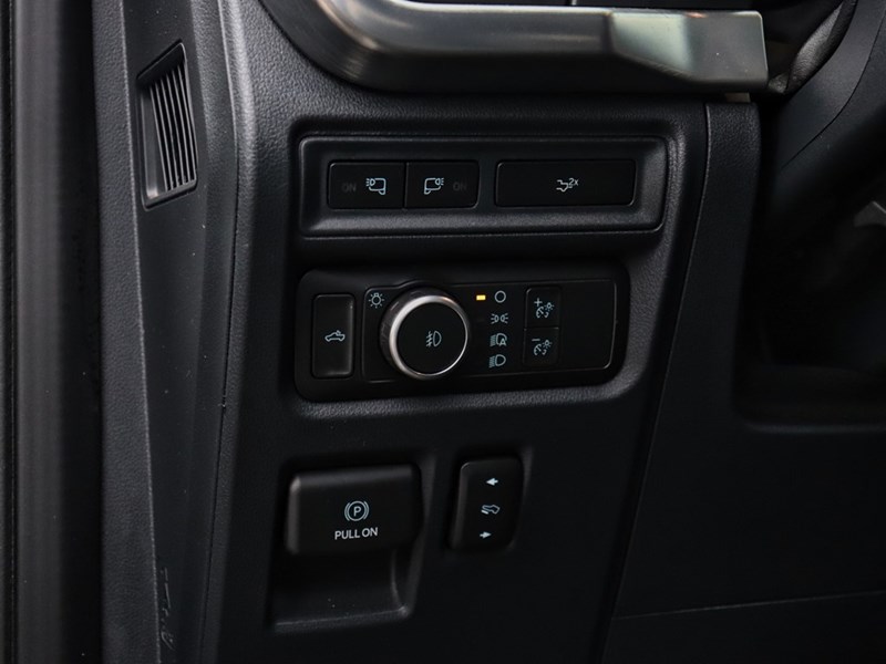 2022 Ford F-150 LARIAT | 4X4 | 3.5L | HTD/COOL | CHROME PK | 20s