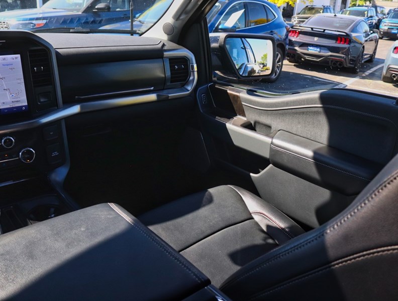 2022 Ford F-150 Lariat | 4X4 | 5.0L | 502A | Roof | 360 | Pwr Tlgt