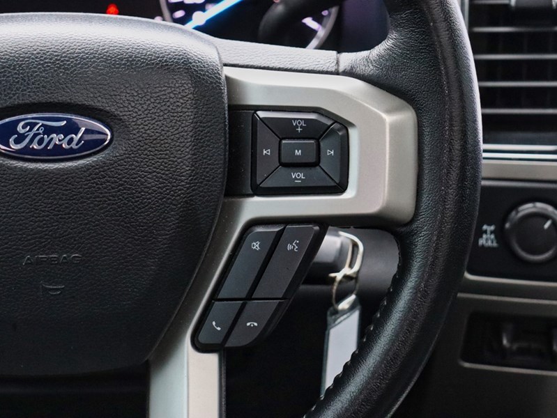 2022 Ford F-250 Lariat | 4X4 | 7.3L | Blk Pk | Roof | Fx4 | 20S
