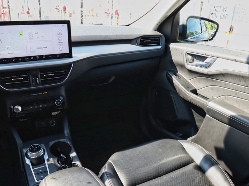 2023 Ford Escape Platinum | AWD | HYBRID | NAV | ROOF | ADP CRUISE