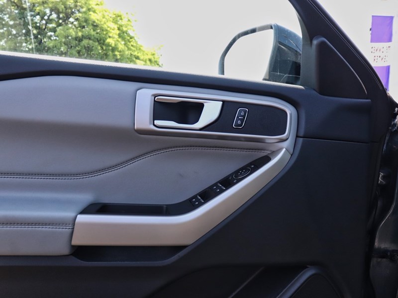 2023 Ford Explorer XLT | 4WD | SPORT PKG | NAV | ROOF | TOW | 20s