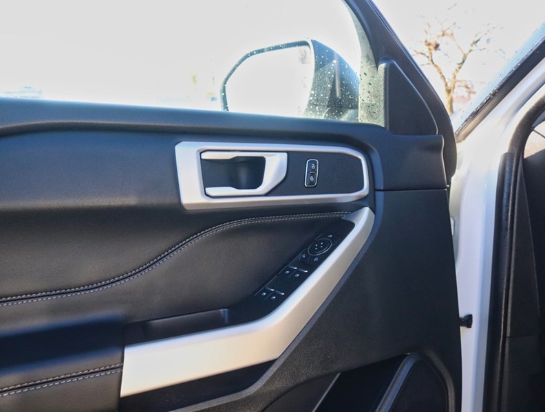 2023 Ford Explorer XLT | 4WD | Htd Str Whl | Nav | Adptv Cruise |Blis