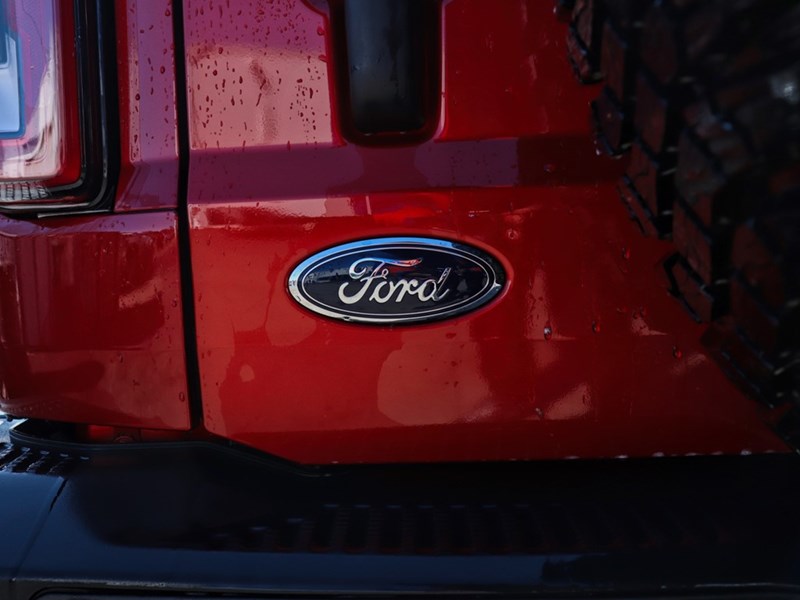 2024 Ford Bronco Badlands | 4X4 | 2.7L | SASQUATCH | LEATHER | 35s