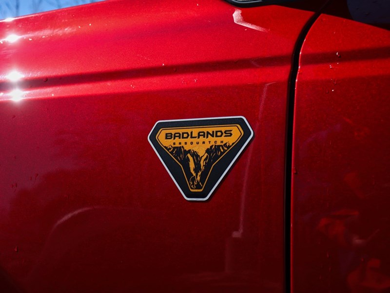 2024 Ford Bronco Badlands | 4X4 | 2.7L | SASQUATCH | LEATHER | 35s