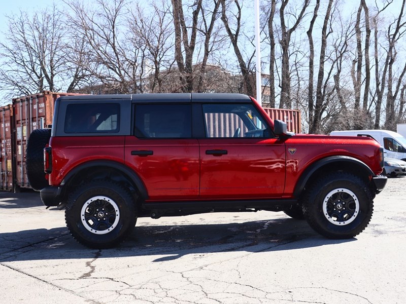 2024 Ford Bronco Badlands | 4X4 | 2.7L | SASQUATCH | LEATHER | 35s