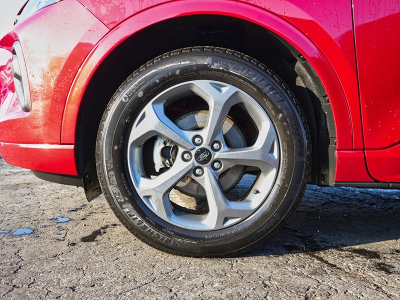 2024 Ford Escape St-Line | AWD | 1.5L | Roof | Htd Str Whl | Blis