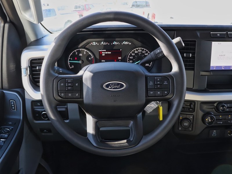 2024 Ford F-250 XLT 4WD Crew Cab 6.75' Box