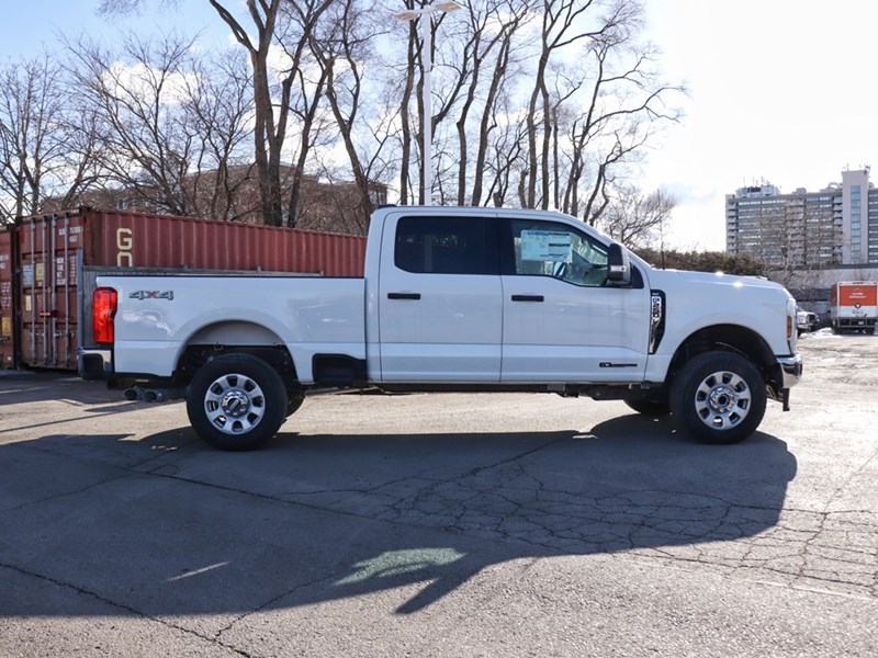 2024 Ford F-250 XLT 4WD Crew Cab 6.75' Box