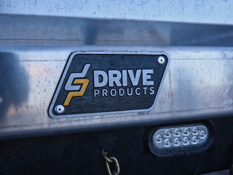 2024 FORD SUPER DUTY F-600 DRW XL 4WD Reg Cab 145