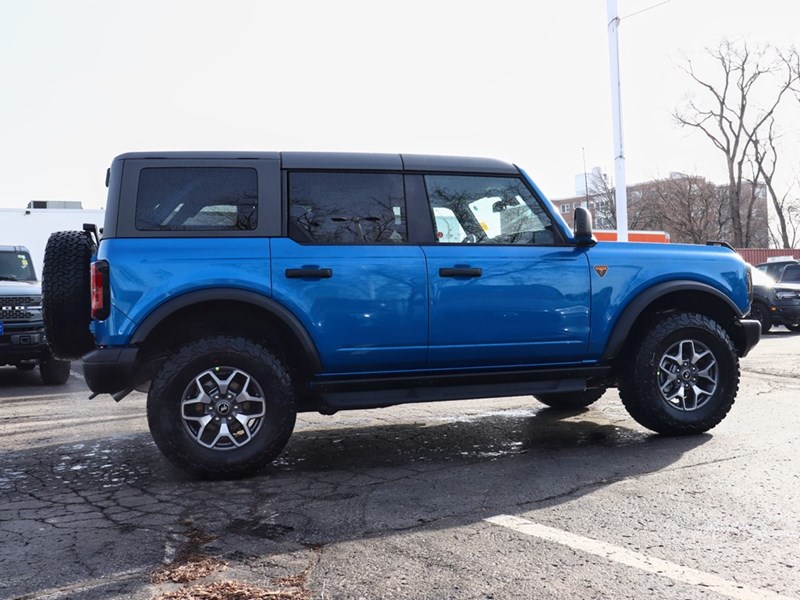 2025 Ford Bronco Badlands | 4X4 | 2.7L | MID | HARD TOP | RUN BOARD