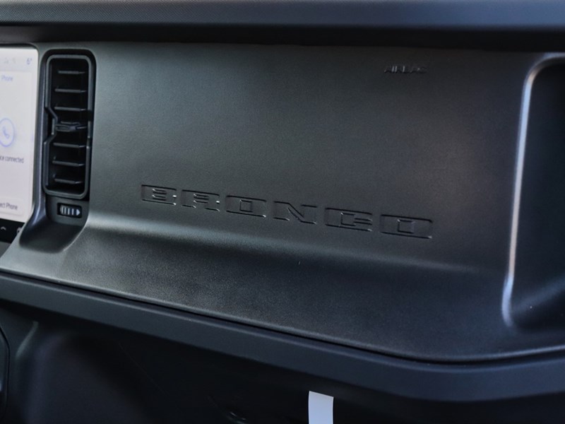 2025 FORD BRONCO BASE 4 DOOR | 4X4 | HARD TOP | 10-SPD AUTO