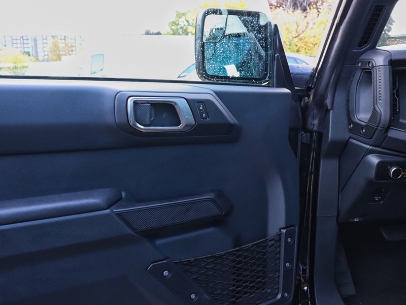 2025 FORD BRONCO BASE 4 DOOR | 4X4 | HARD TOP | 10-SPD AUTO