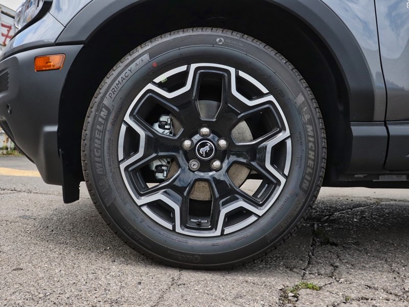 2025 Ford Bronco Sport Outer Banks | 4x4 | 1.5L | TECH PKG | ROOF | LED